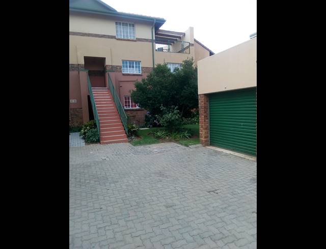 3 BEDROOM SECTIONAL TITLE TO LET IN ELARDUSPARK